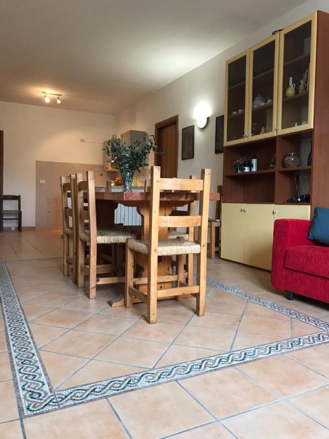 La Casa Di Demetra. Un Paradiso Tra Gli Olivi. Montecchio  Buitenkant foto